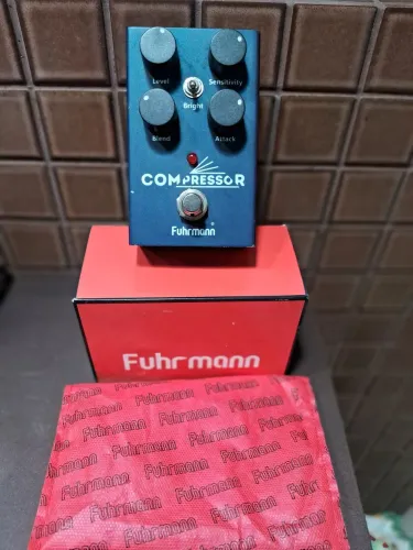 Pedal compressor fuhrmann para guitarra