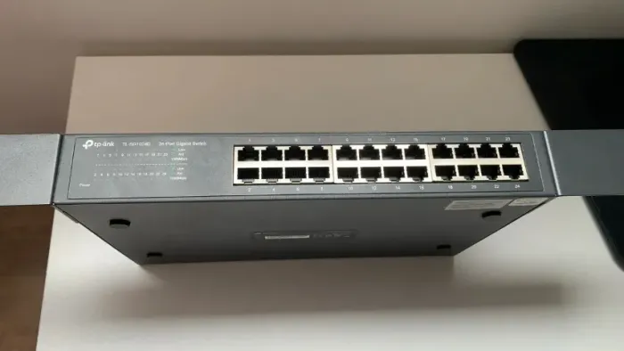 Switch Tplink TL-sg1024d