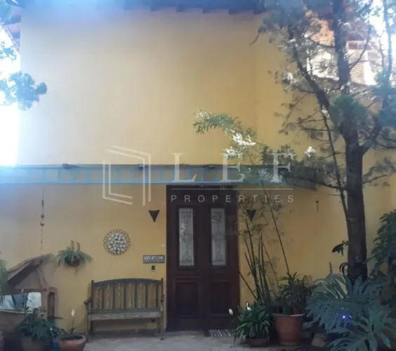 CONDOMÍNIO FECHADO - GRANJA VIANA