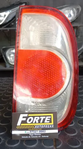 Lanterna direita saveiro g4 2006-2011