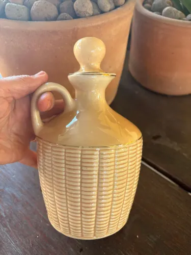 Antiga garrafa de vinho