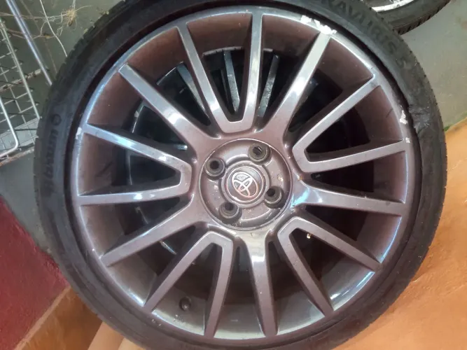 Conjunto de pneus e Rodas completos!