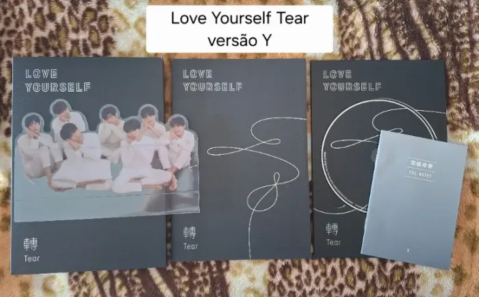 Álbum BTS Love Yourself Tear - versão Y/U - sem photocard