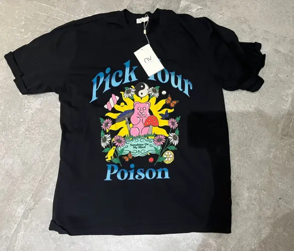 Camiseta preta nova bynv, m