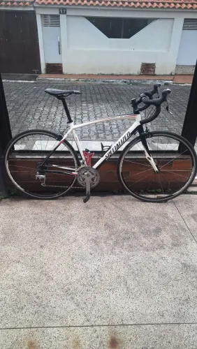 Bicicleta speed specialized