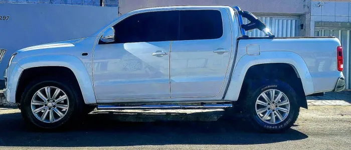 Volkswagen Amarok High.cd 2.0 16V TDI 4X4 Dies. AUT 2013