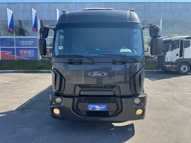 FORD CARGO 3031 BITRUCK 2019 CARROCERIA 