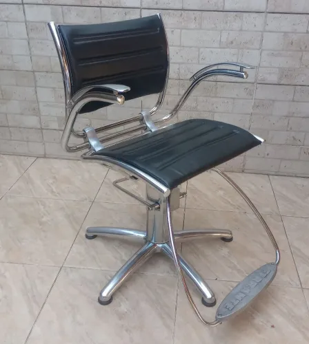 Cadeira para salão de beleza - Ferrante