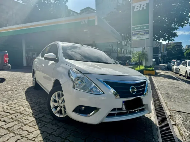 NISSA VERSA 1.6 SV 2018 CVT ÚNICO DONO 
