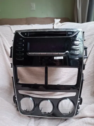 Rádio Multimídia Yaris 2019 Moldura central ORIGINAL.
