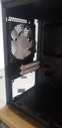 Fractal Design Define Nano S Window