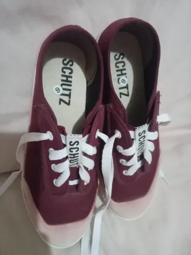 TENIS  SCHUTZ 