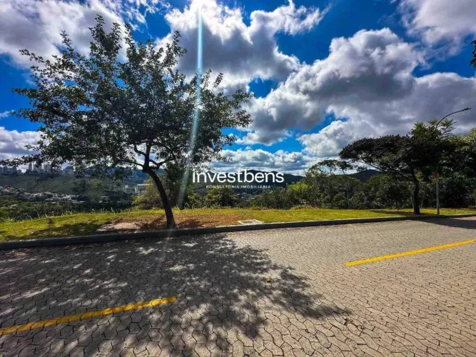Lote com 1560,00m² à venda no Condomínio Vale dos Cristais, Nova Lima, MG