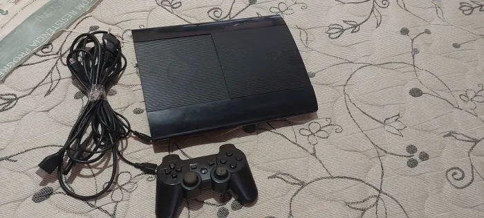 Ps3,play 3,playstation 3 super slim completo com loja de jogos..trocado pasta termica