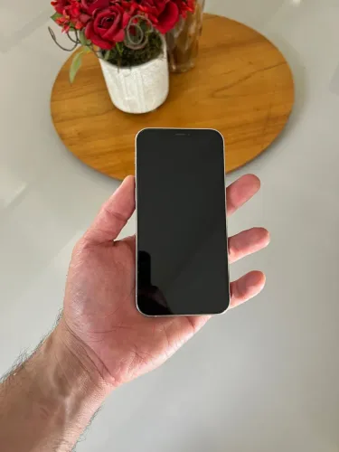 iPhone 12 Pro 128 GB ótimo estado.