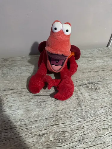 Sebastião Ariel Disney store 
