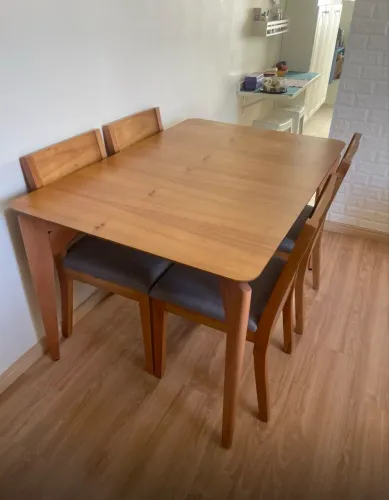 Mesa Laminada com 4 Cadeiras NOVO PRONTA ENTREGA 