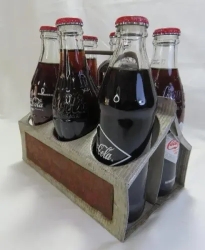 DECORAÇÃO DE AMBIENTES - COCA-COCA / ANTIGO ENGRADADO DE METAL (Lata) promocional da marca
