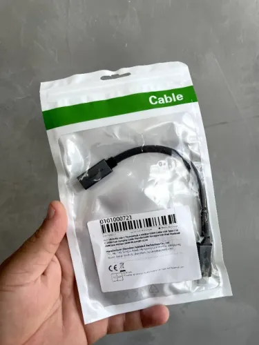 Cabo ThunderBolt 4 novo 