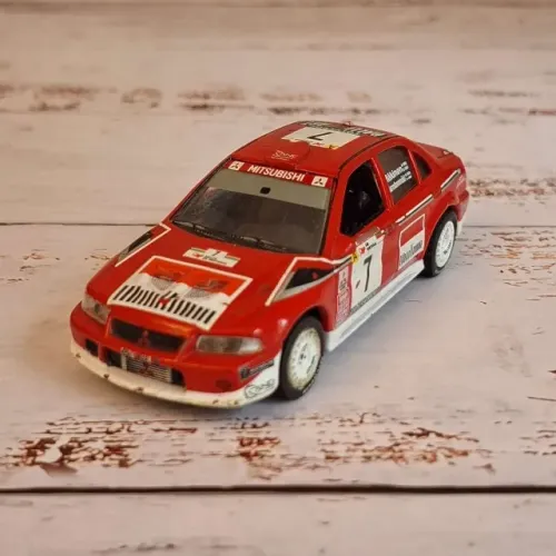 Miniatura Mitsubishi Lancer Evo Vi 1/43
