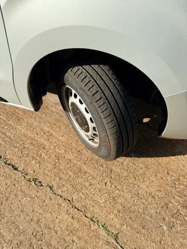 Jogo de rodas com pneus Peugeot Expert 2026/26