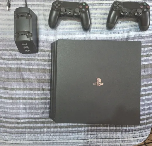 Playstation 4 pro troco 