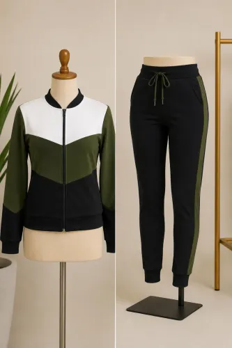 Conjunto de frio, capote e calça