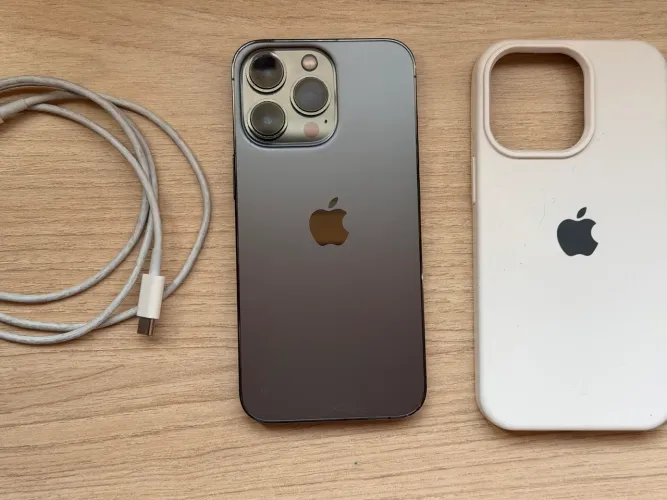 iPhone 13 PRO parcelo em 12x no cartão