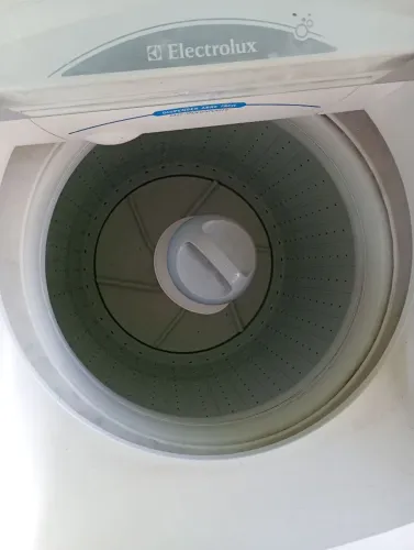 Máquina de lavar 10 kg Eletrolux