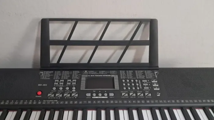 Teclado Profissional - 61 Teclas
