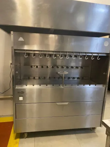Churrasqueira profissional a gás