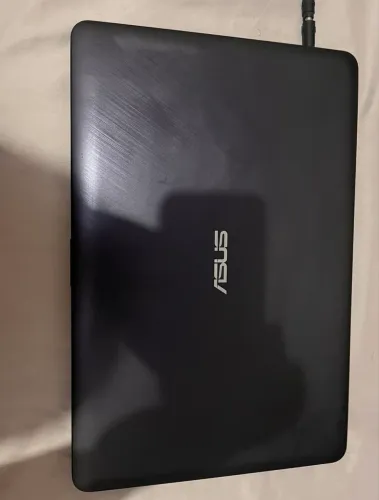 Notebook ASUS X540NA - Pequenos defeitos