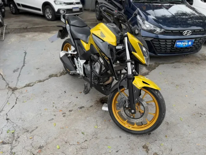 Honda Cb 300f twister abs 2024