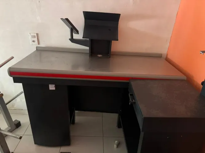 Balcão pra supermercado/budega