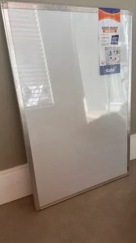 Lousa / Quadro branco magnético Stalo com borda de alumínio - NOVO