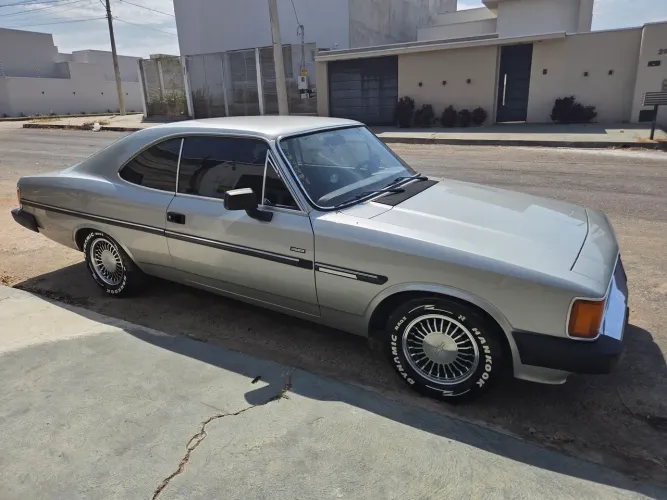Chevrolet Opala Comodoro/comod. SLE 4.1/2.5 1986