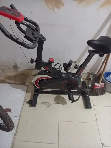 Vendo uma bicicleta ergométrica