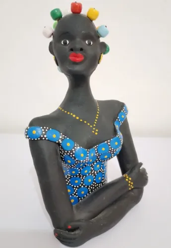 ESCULTURA MULHER AFRICANA SILVANO EUDÓCIO (NOVA)