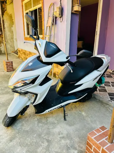 honda elite 125 muito nova!