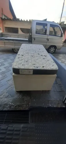 Cama bau com colchão e cama alciliar