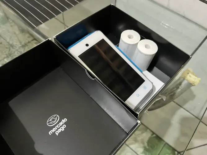 Maquininha de cartão POINT SMART