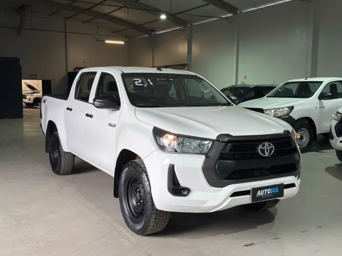 Toyota Hilux CD 4X4 2.8 Diesel Mec. 2021