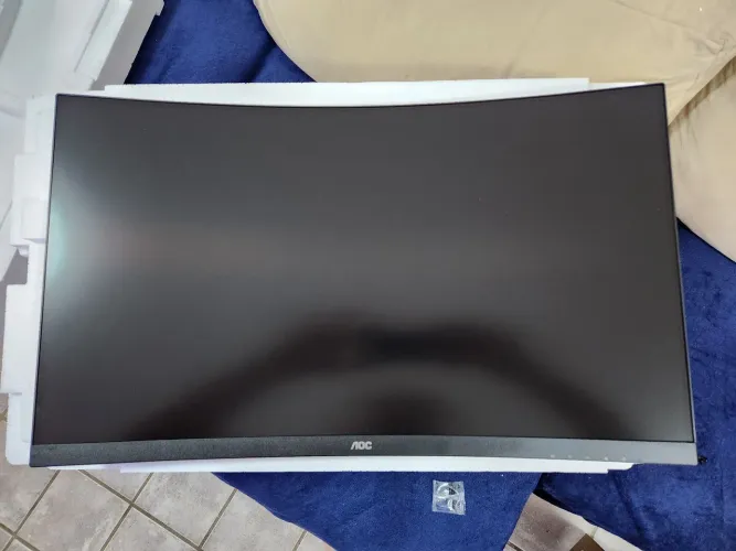 Monitor gamer AOC AGON 32" curvo