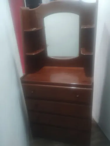 PENTEADEIRA EM MADEIRA ESTA A VENDA