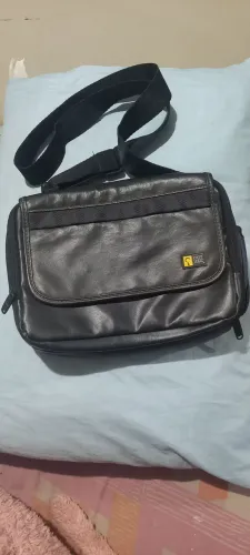 Case com entrada para fone de ouvido