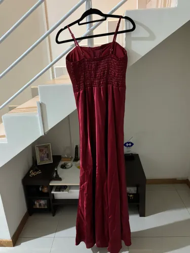 Vende vestido de festa vermelho