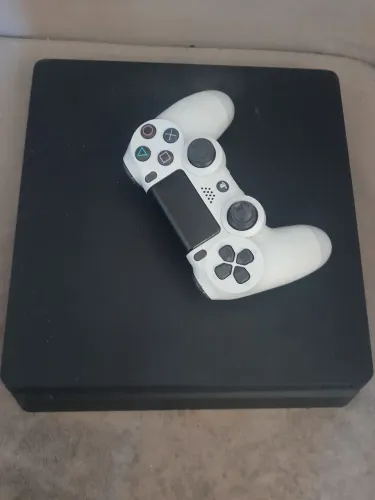 Ps4 slim funciona somente mídia digital 
