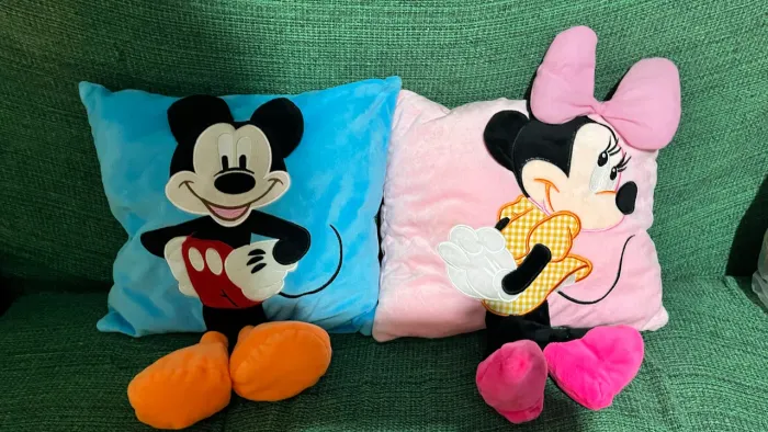 Travesseiro pelúcia (mickey & Minie)