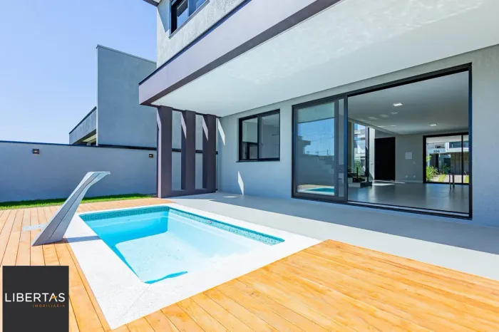 Casa com piscina aquecida no Cyrela Landscape
