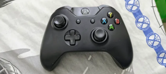 Controle Xbox One ( model 1537)